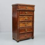 1158 4188 CHEST OF DRAWERS